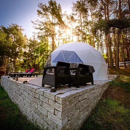 ラグジュアリーテント Glamping Pod Orlem