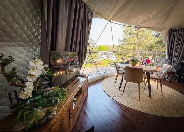 Glamping Pod Orlem *