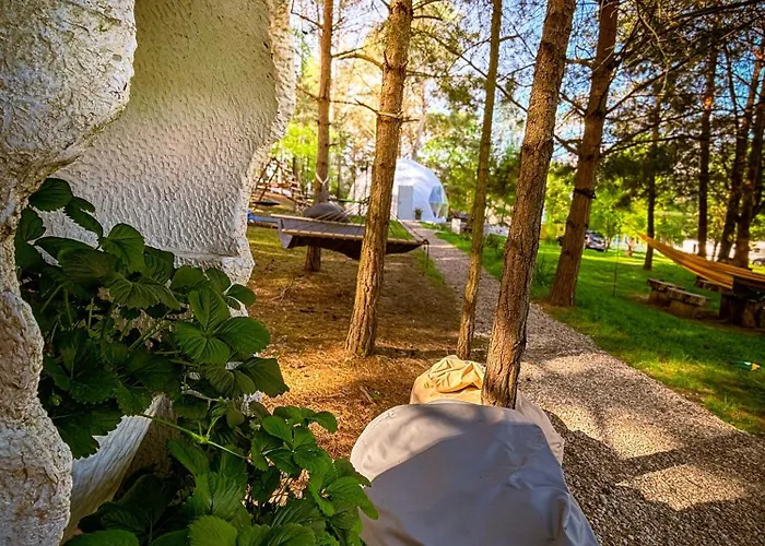 Glamping Pod Orlem Luxusní stan Cedynia